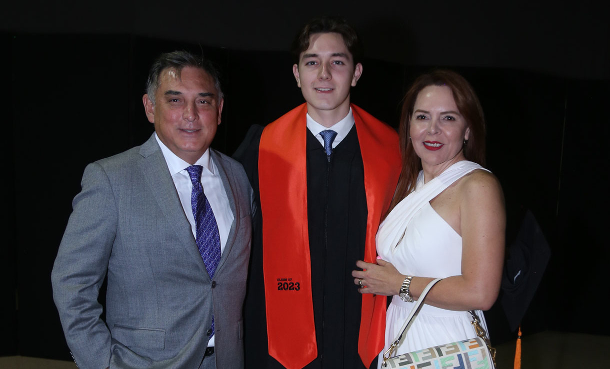 Víctor Serna, Eugenio Serna y Blanca De León