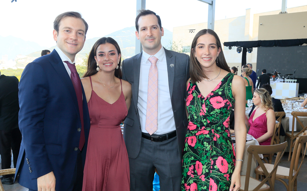 Fernando Náder, Isabella Llanera, Sergio Valdés y Elisa Odriozola / Foto: Omar Valdez