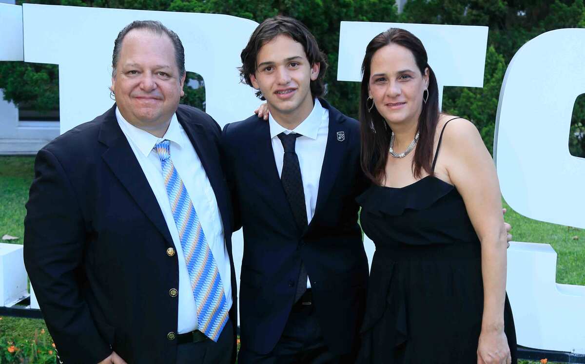 Jorge Melo, Emilio Melo y Verónica Garza