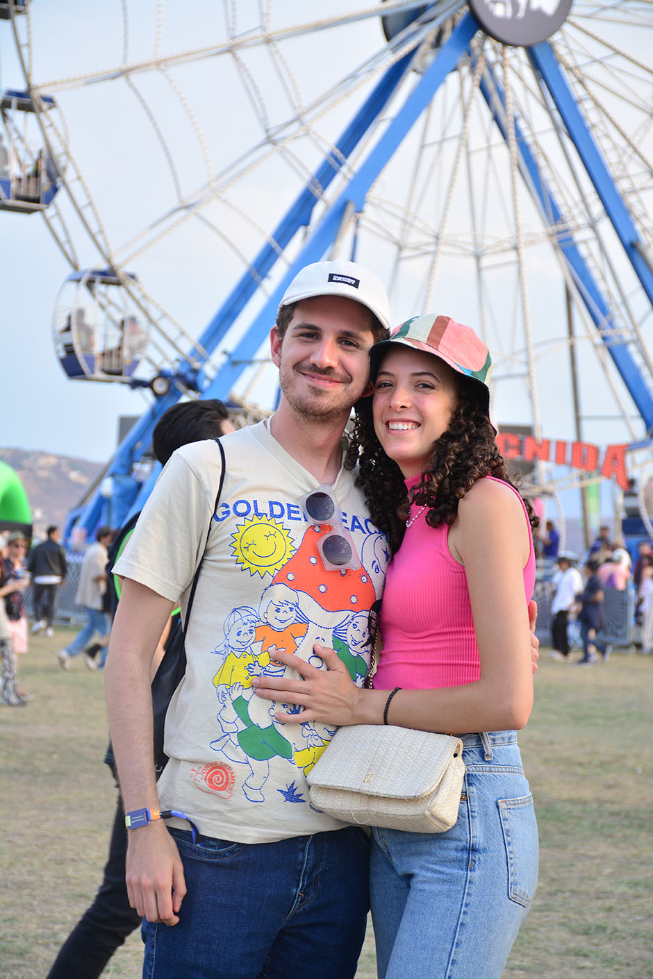 Luis Aamaya y Sofía Magaña