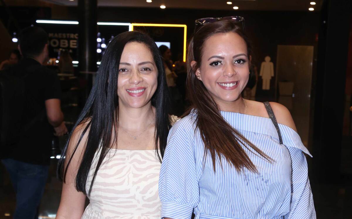 Ari Moreno y Betzabe Sandoval