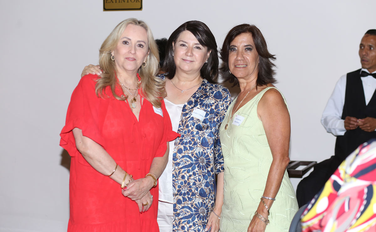 Cecilia, Paty y Adriana