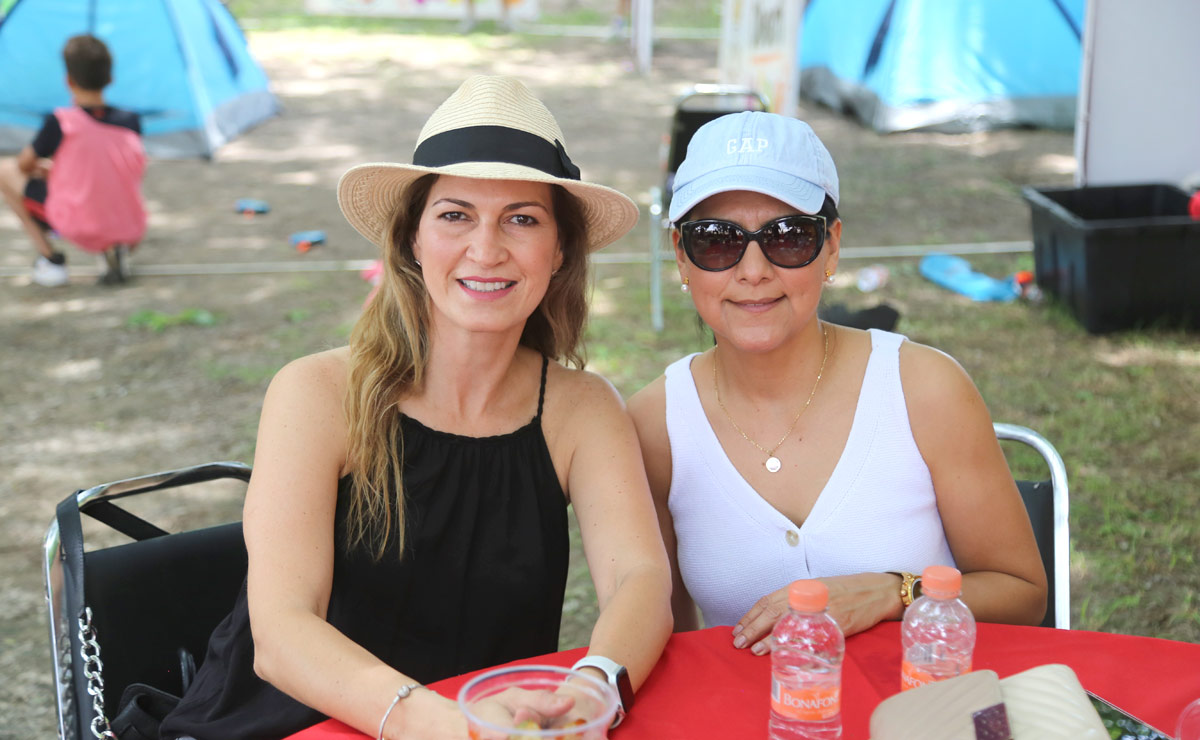 Claudia y Alejandra