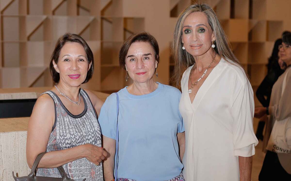 Cynthia Gonzalez, Bertha Saca y Alexandra Castro