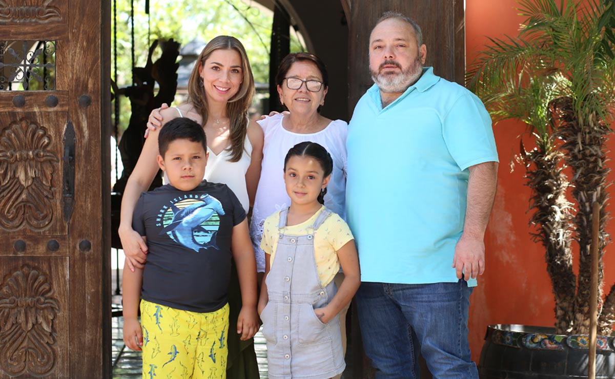 Gaby, Cande, Luciano, Damián y María Bárbara