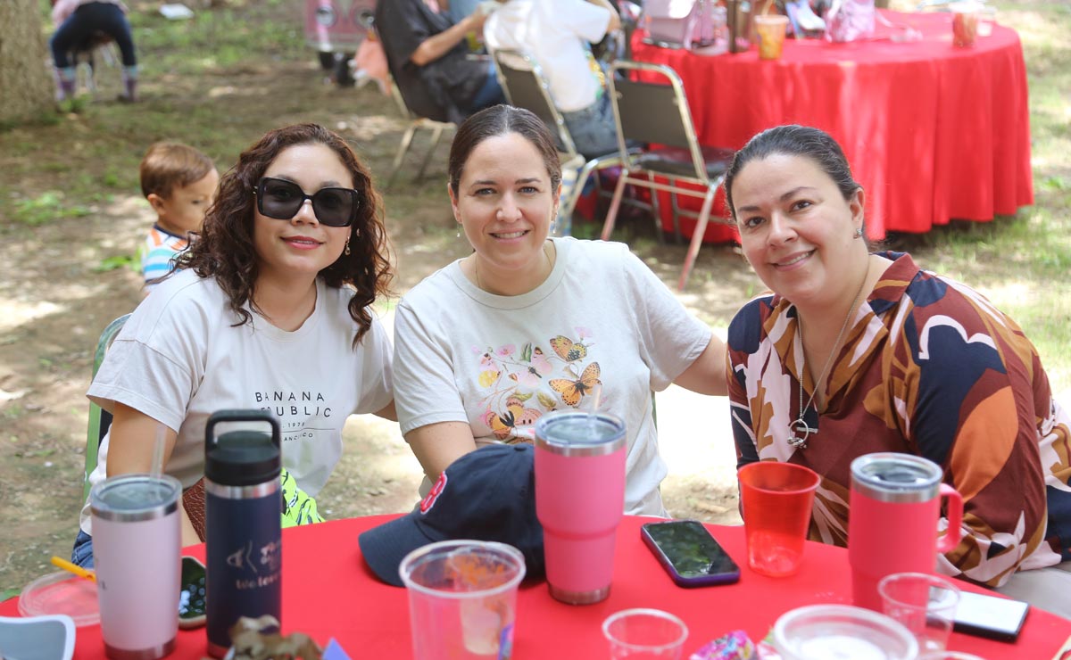 Gloria, María y Maricarmen