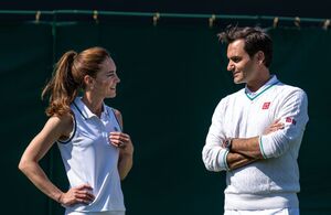 Kate Middleton opaca a Roger Federer con este look de tenista (Foto: Getty)