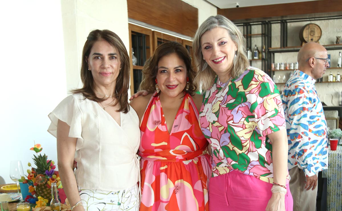 Victoria, Lizeth y Astrid