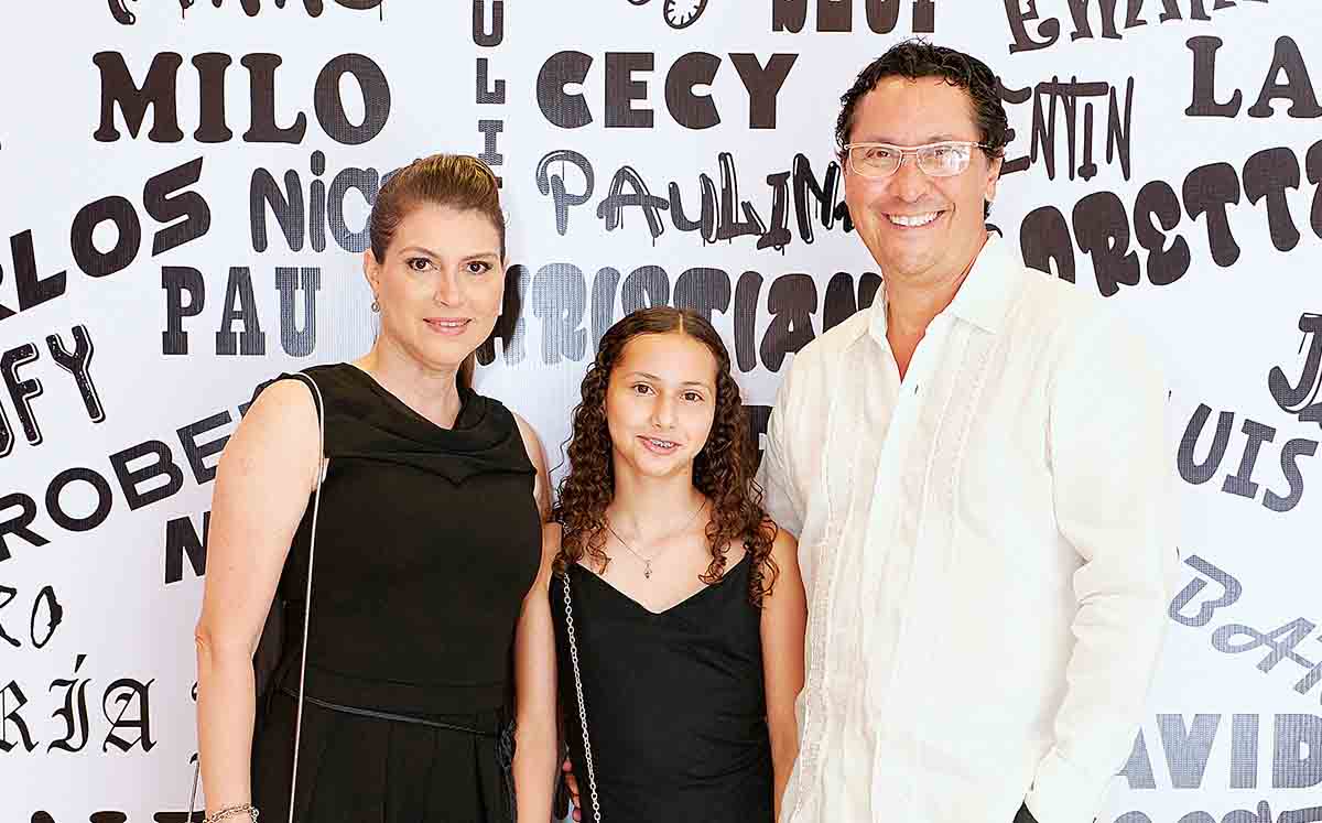 CLAUDIA DELSOL, PAULINA GODOY Y PATRICIO GODOY