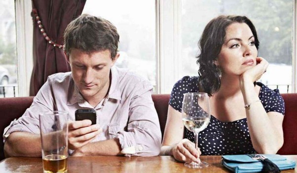 Error 1 en una cita: uso excesivo de tu teléfono
