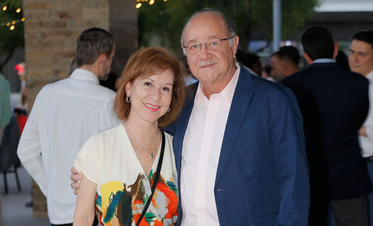 Ofelia Treviño y Javier Navarro