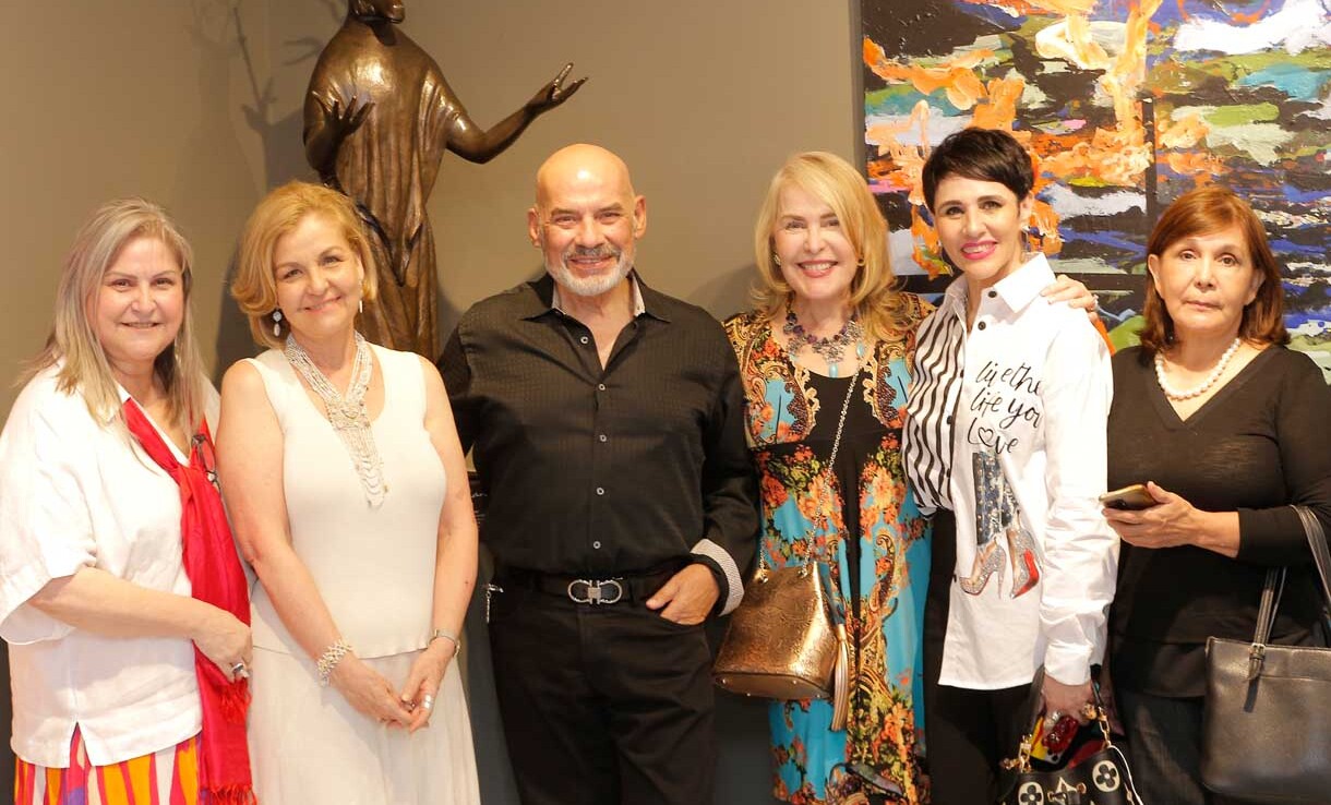 Alma Rosa Olvera, Mariela Coindreau, Alberto Villarreal, Cristina Sada, Marcela De la Cerda y Elizabeth Aguilar