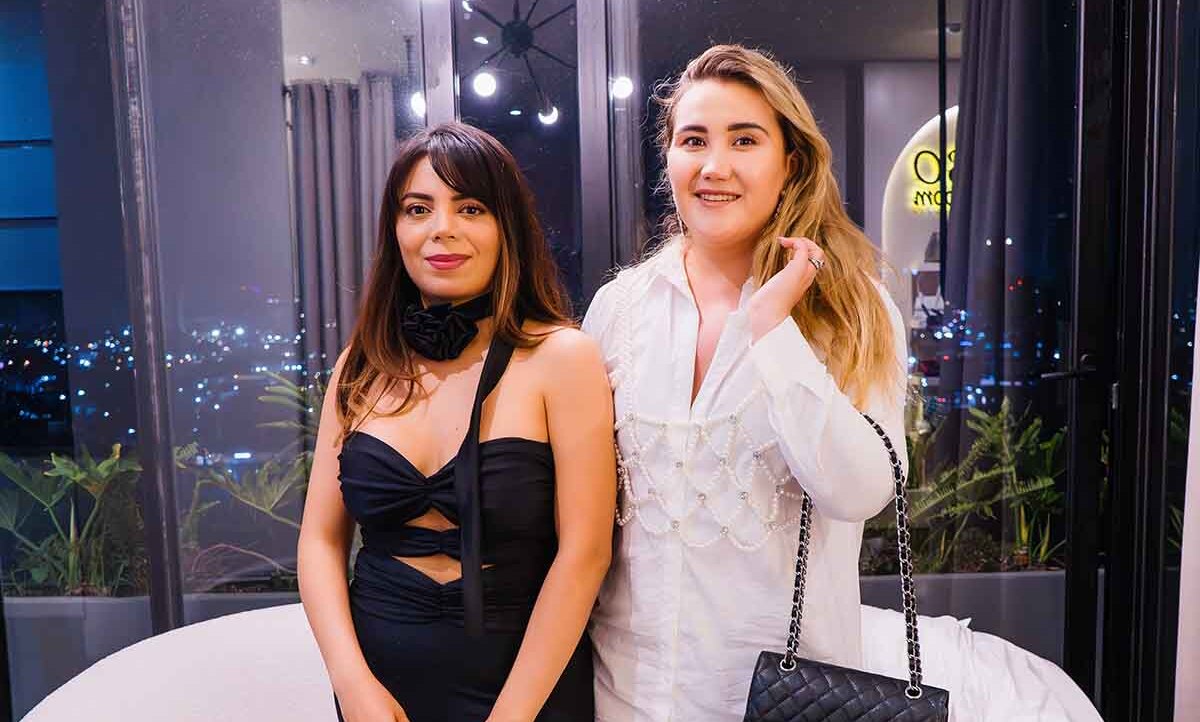 Ari Gasga y Samantha Álvarez