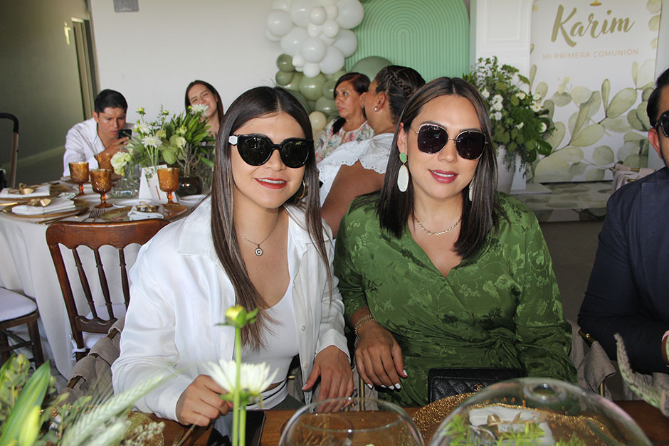 Clara Valenzuela y Yolanda González.