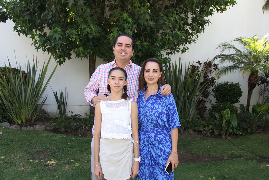 Eduardo Hecht, Alejandra Guerard y Mía Hecht