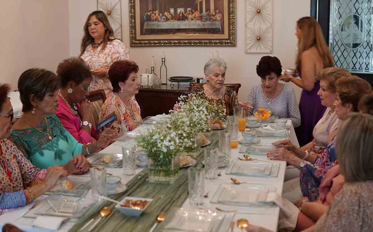 CONVIVENCIA ENTRE AMIGAS