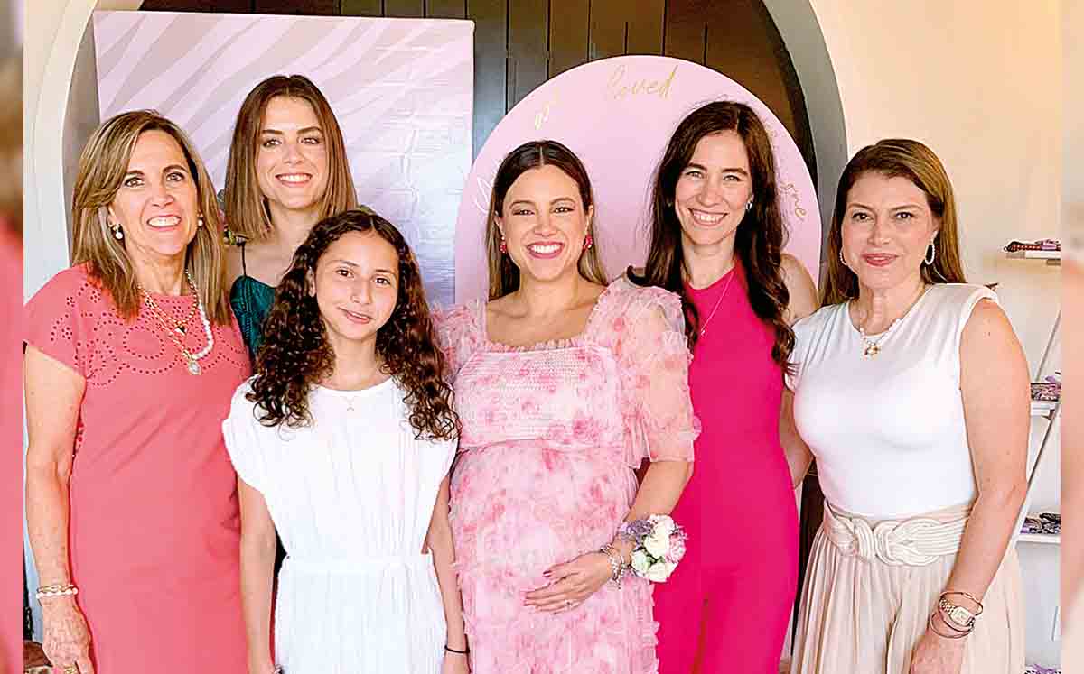 MARIVI ESPADA, MARIANA DELSOL, PAULINA GODOY, ANA PAU DELSOL, LAURA ELENA MEDELLÍN Y CLAUDIA MARCELA DELSOL  fueron las anfitrionas del evento