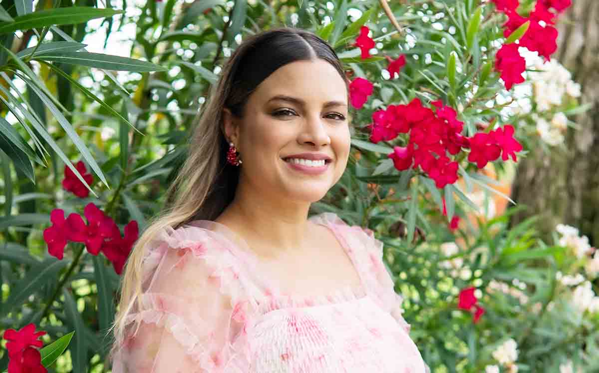 ANA PAU DELSOL luciendo radiante en su festejo