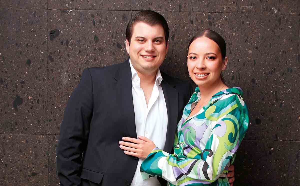 JORGE NAHIM MANZUR Y BALBINA GUAJARDO