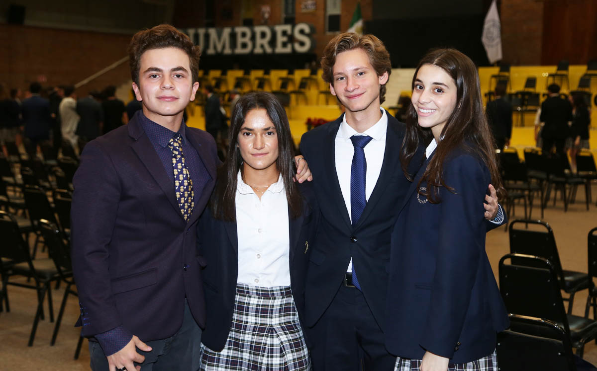Emilio, Maika, Armando y María Emilia