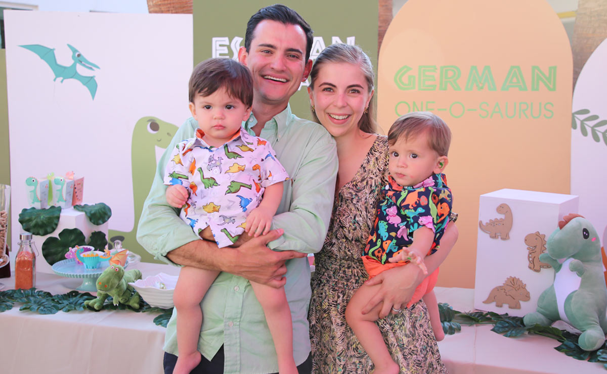 Ana Karen y Carlos festejaron el primer año de su cuates Esteban y German