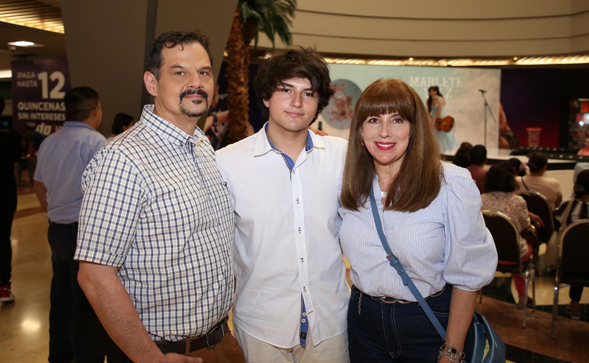 Eduardo, Abraham y Maribel