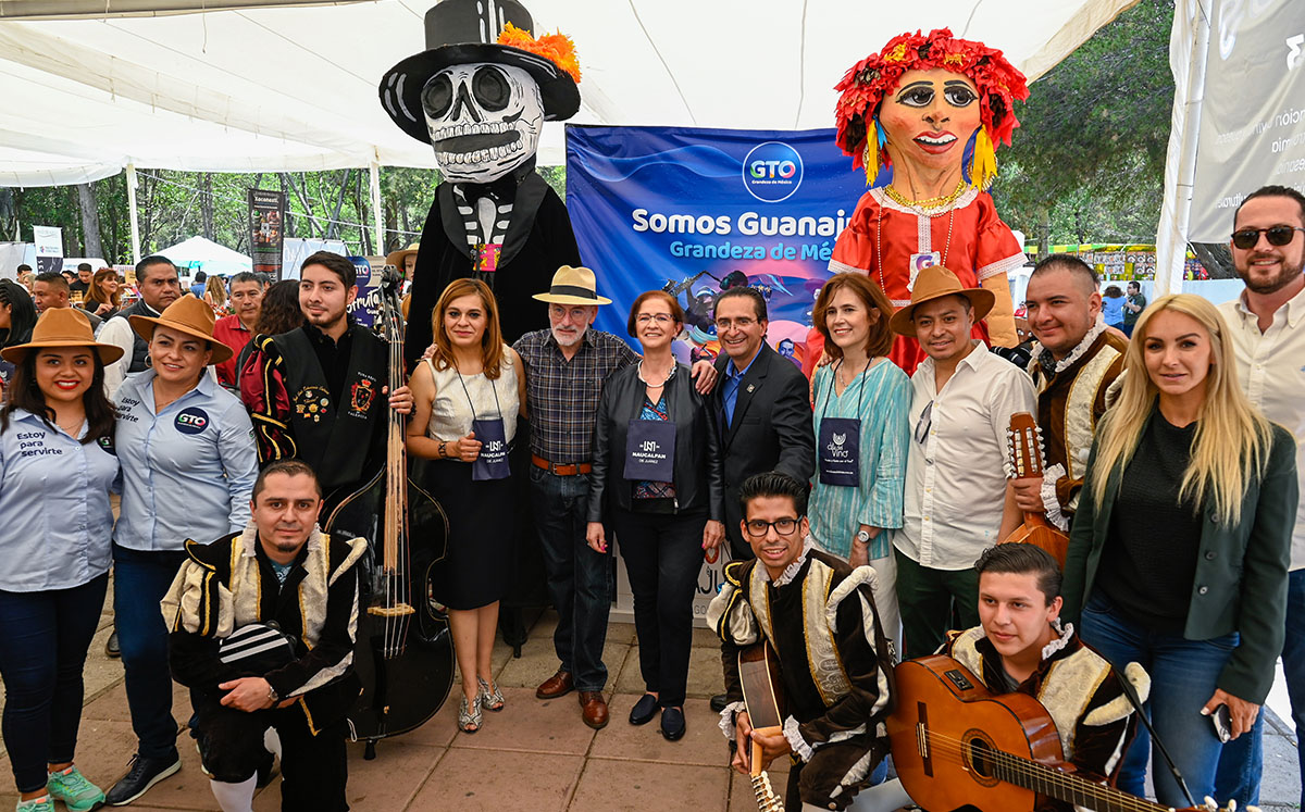 Celebran Festival del Vino y Queso en Naucalpan