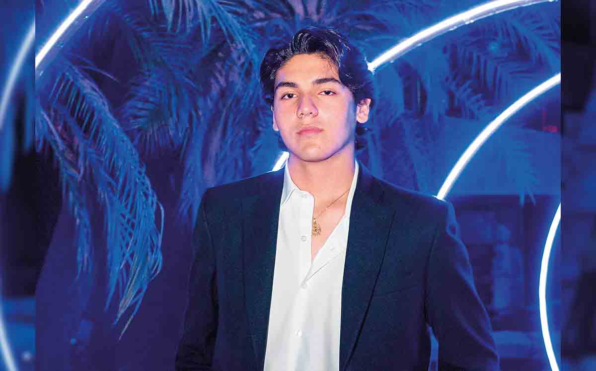 LEÓN FUNG POMPIAN disfrutó de su graduación