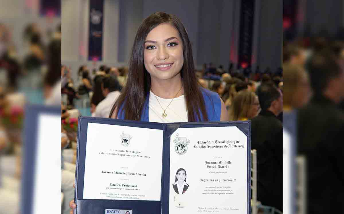 JOVANNA ALARCÓN