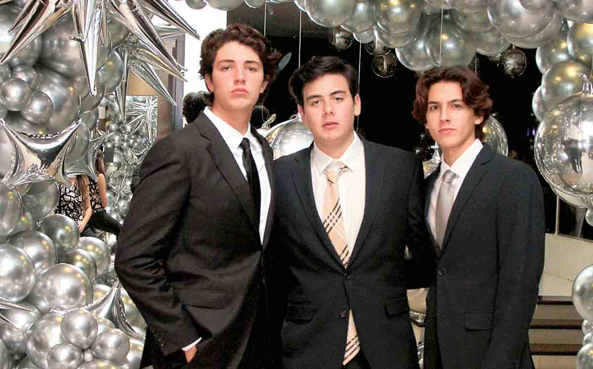 ROMEL ORGANISTA, EMILIO SHAIN Y ALBERTO HERRERA orgullosos de finalizar su etapa de secundaria