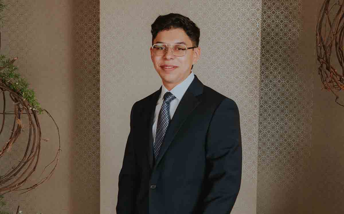 ESTUDIANTE DE LA SALLE