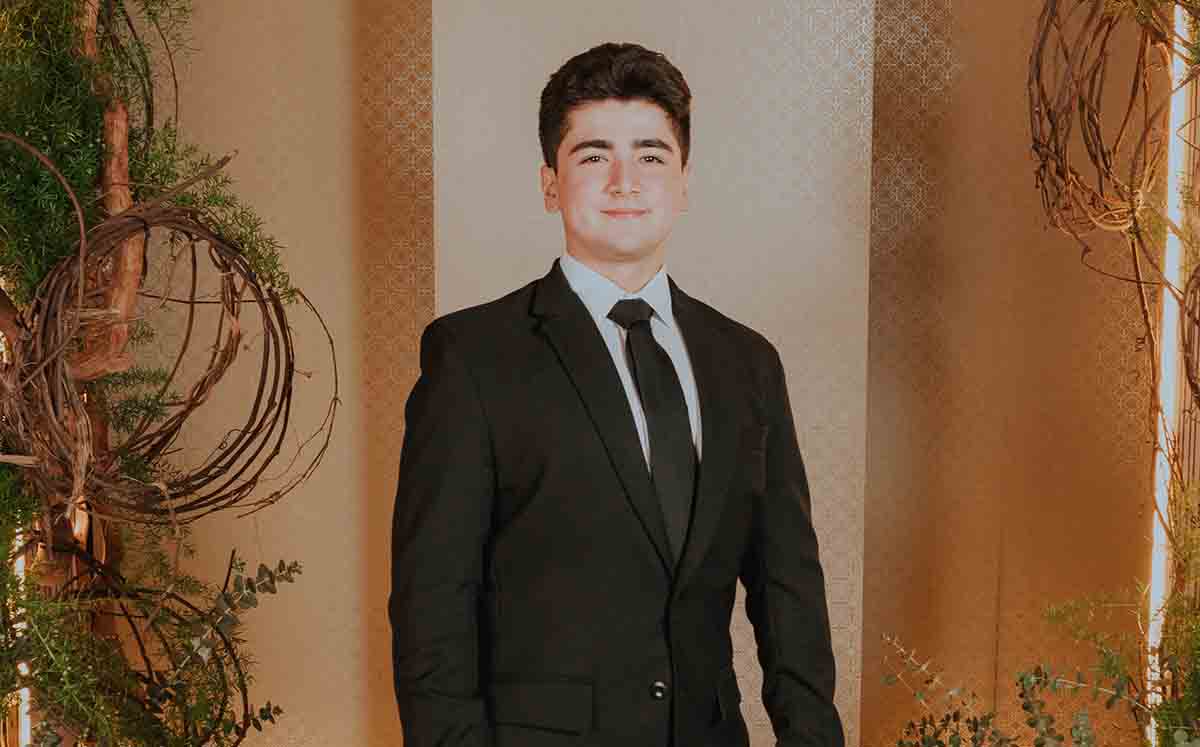 ESTUDIANTE DE LA SALLE