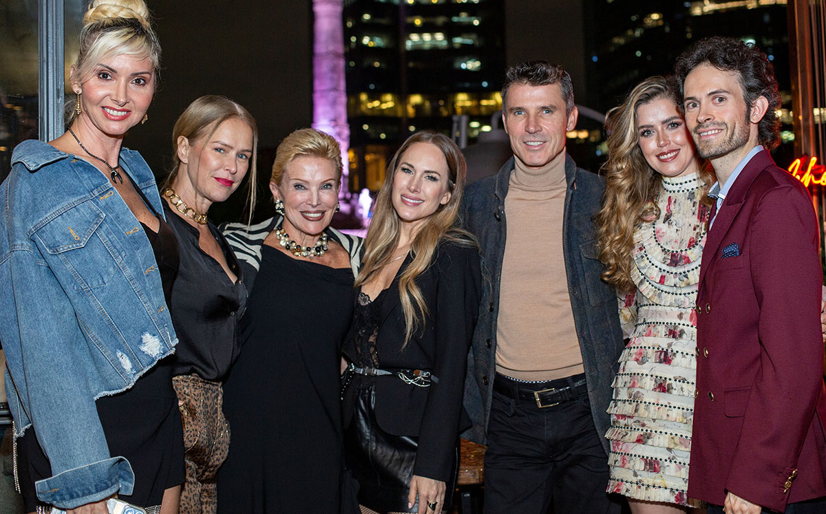 Cynthia Coppelli, Xuxu, Raquel Bessudo, Erika Bruni, Leonardo García, Alexia Capdevielle y Rafa Picard