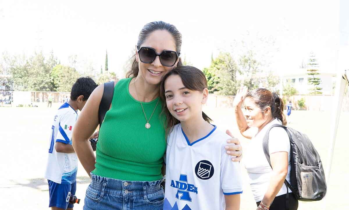 Juliana López y Ana Paulina Acevedo