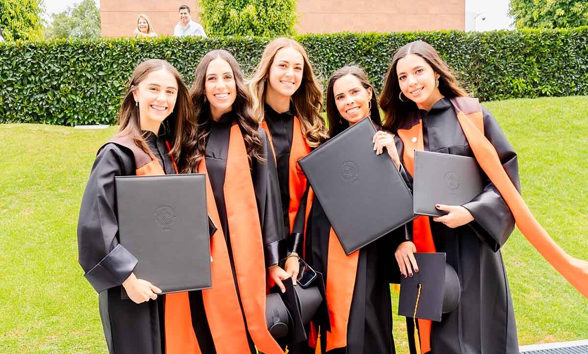 Tere Rosas, Helena Carvajal, Gloria Montiel, Regina Arenas y Ana Paula Lechuga