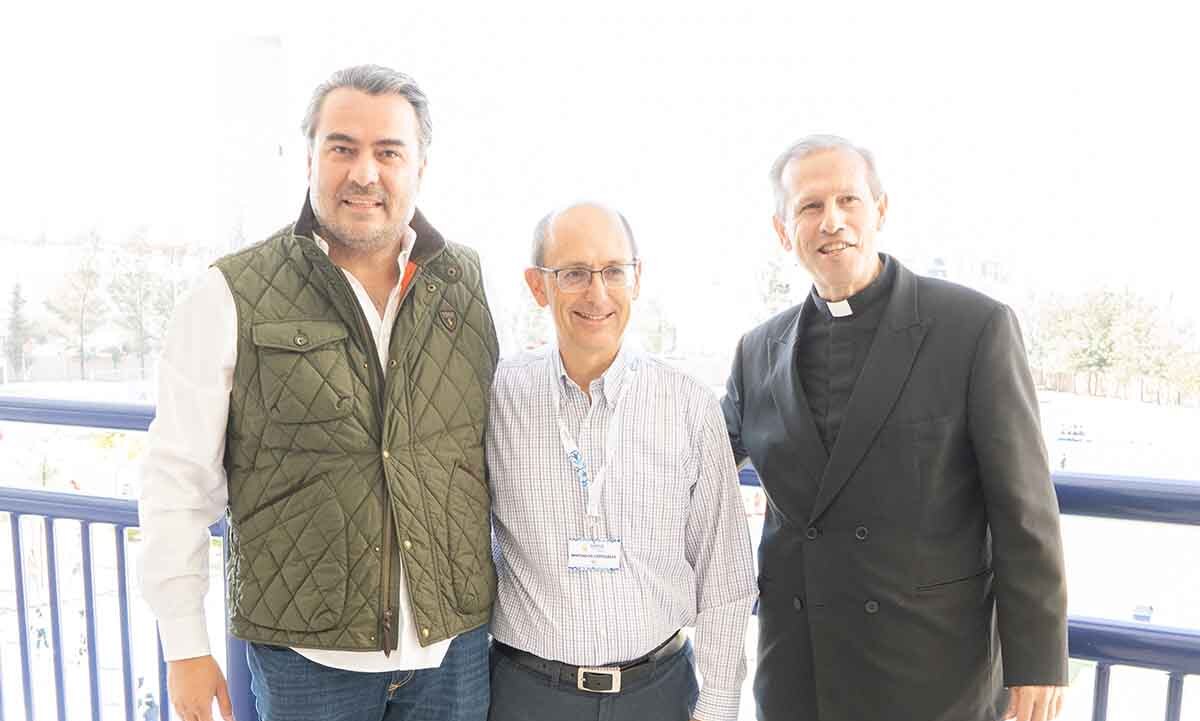 Víctor Gorreal, Alejandro Cañedo y Padre Carlos María García
