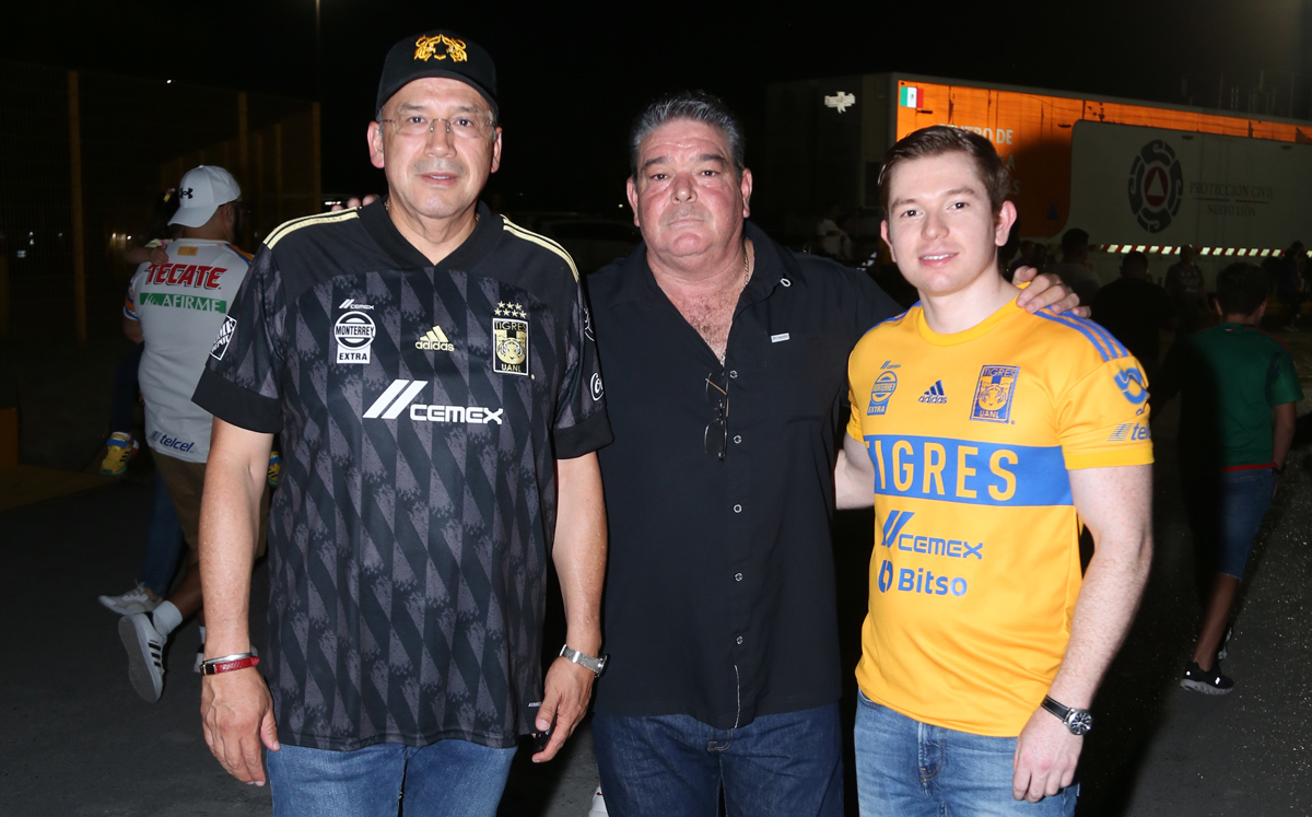 Juan José Aguilar, Alan Castillo y Alan Castillo / Foto: Roberto Alvarado