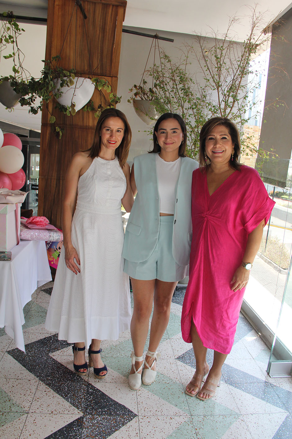 Marisol Valdés, Gloria Acosta y Luz María Reyes Fox.