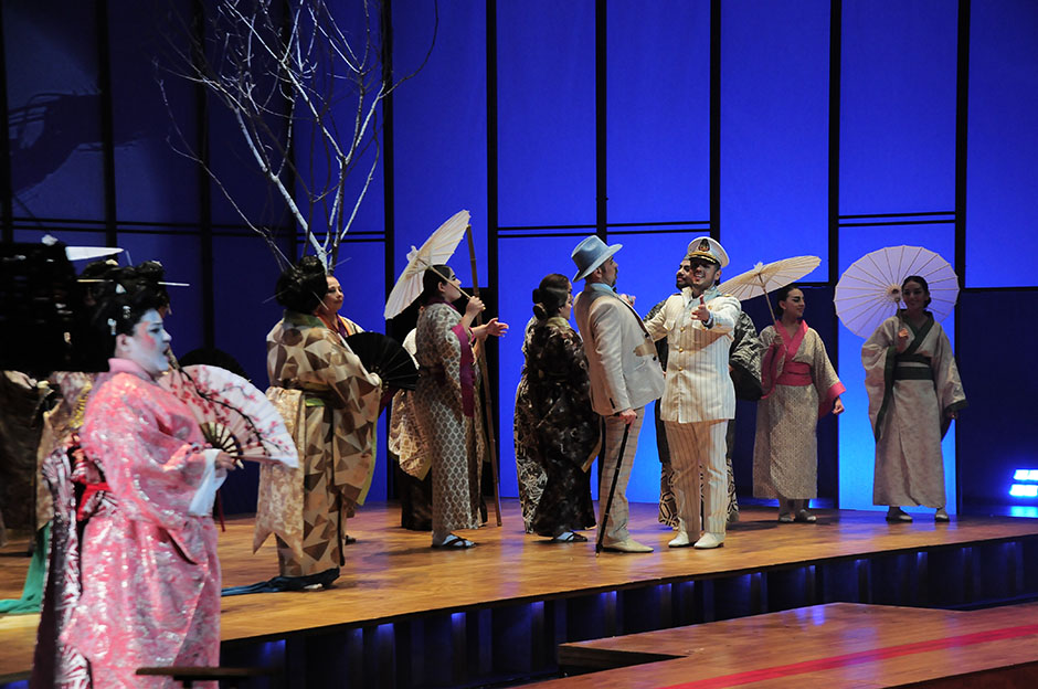 Z. Puesta en escena