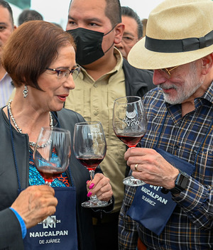 Celebran Festival del Vino y Queso en Naucalpan