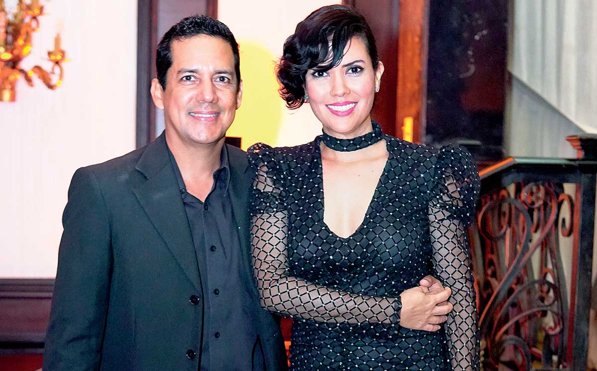 SALOMÓN HUERTA Y LILY SALAZAR