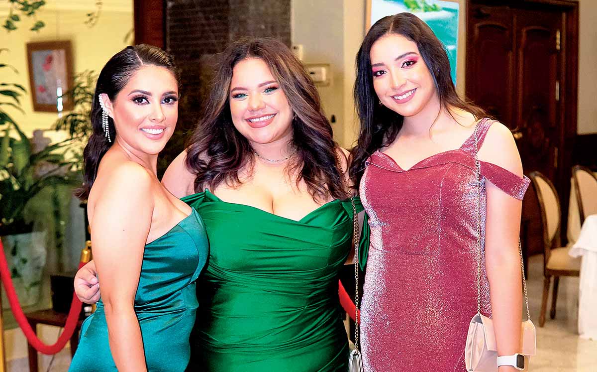 VANESSA JUÁREZ, ODALYS BOER E ILSE GARCÍA