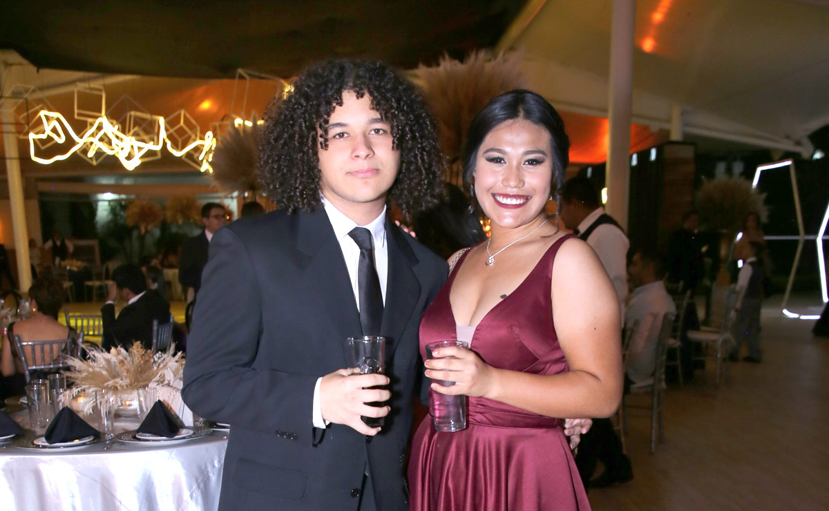Adolfo y Diana