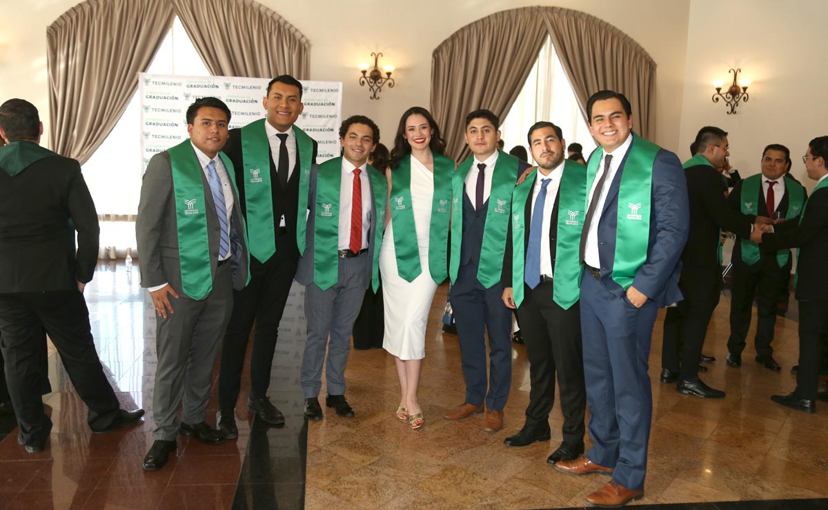 Axel, Leornardo, Daniel, Vanessa, Brad, Gonzalo y Miguel
