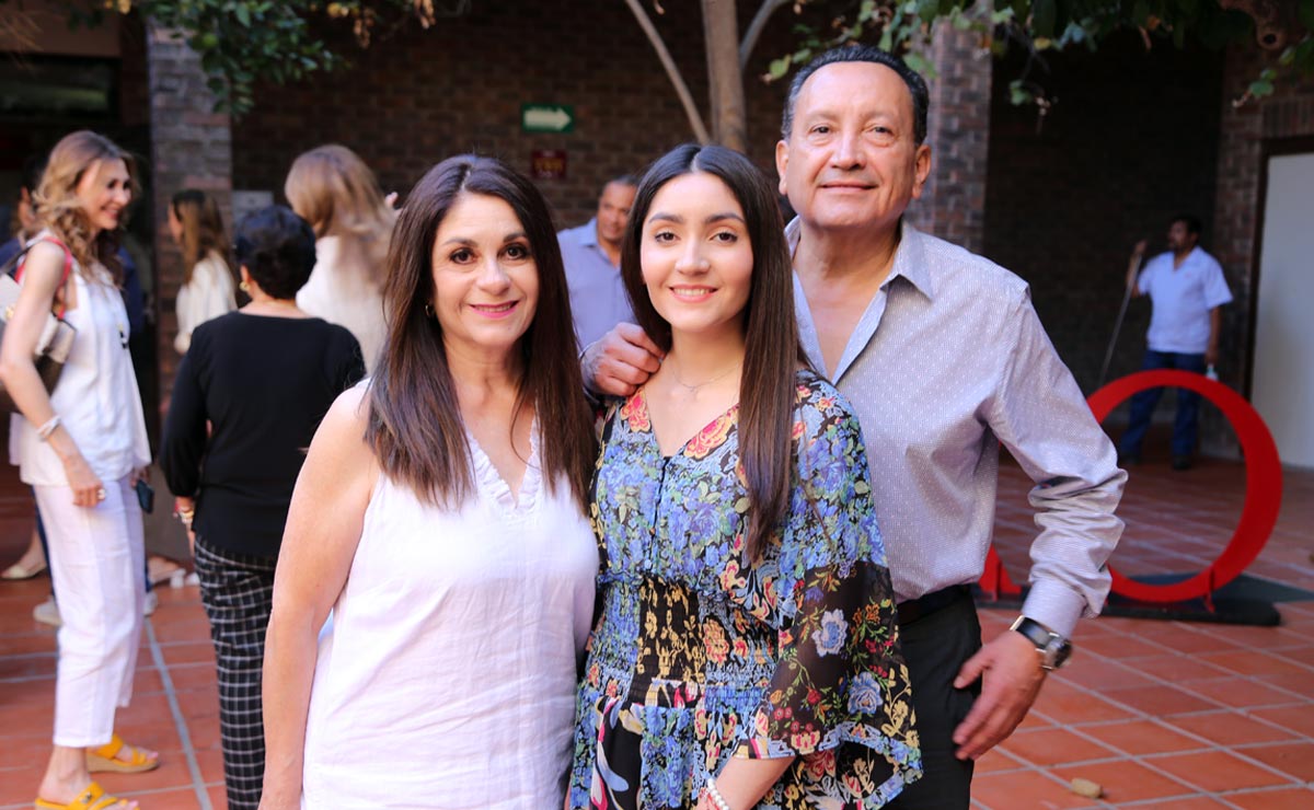 Gaby, Ale y Carlos