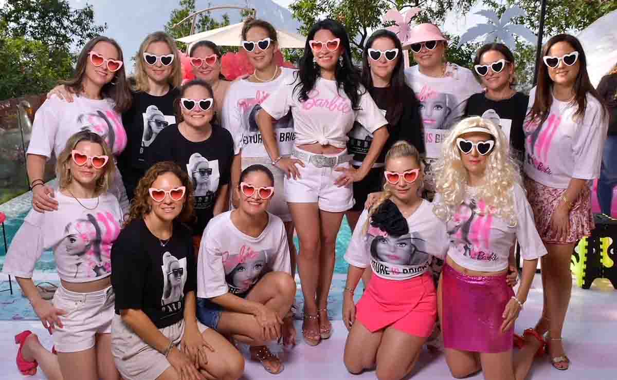 Mimis Villarreal junto a sus invitadas / Fotos: Cortesía