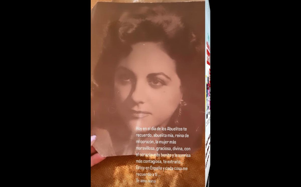 Foto con la que Belinda ha recordado a su abuela (Instagram)