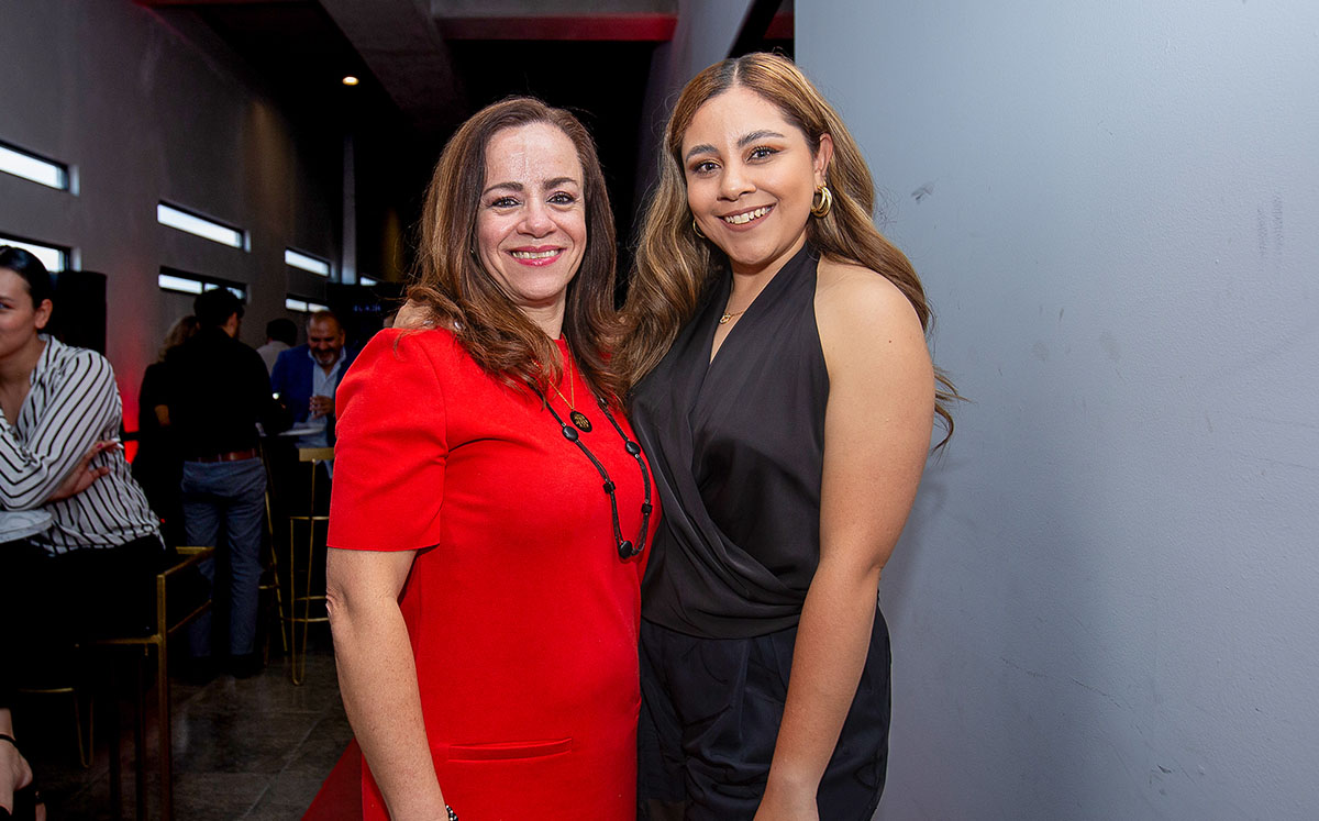 Loly Gutiérrez y Andrea Ramírez