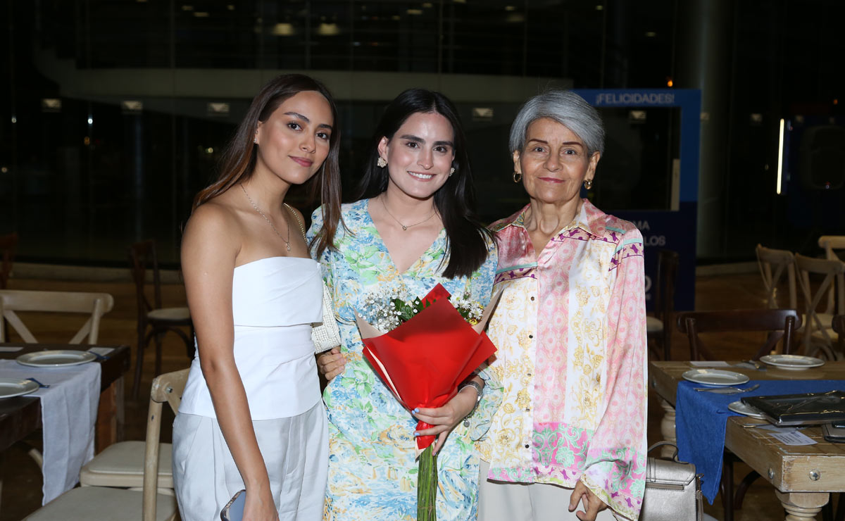 Natalia, Luisa y Gaby