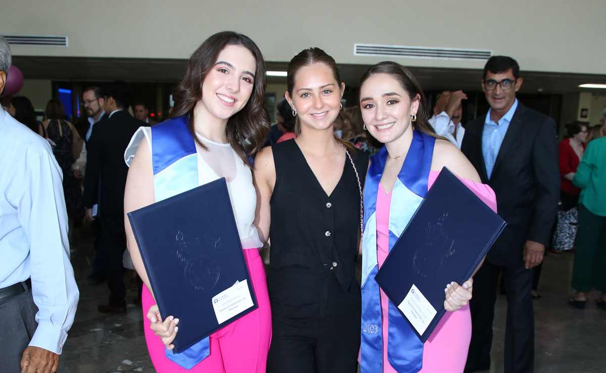 Sara, Daniela y Paulina